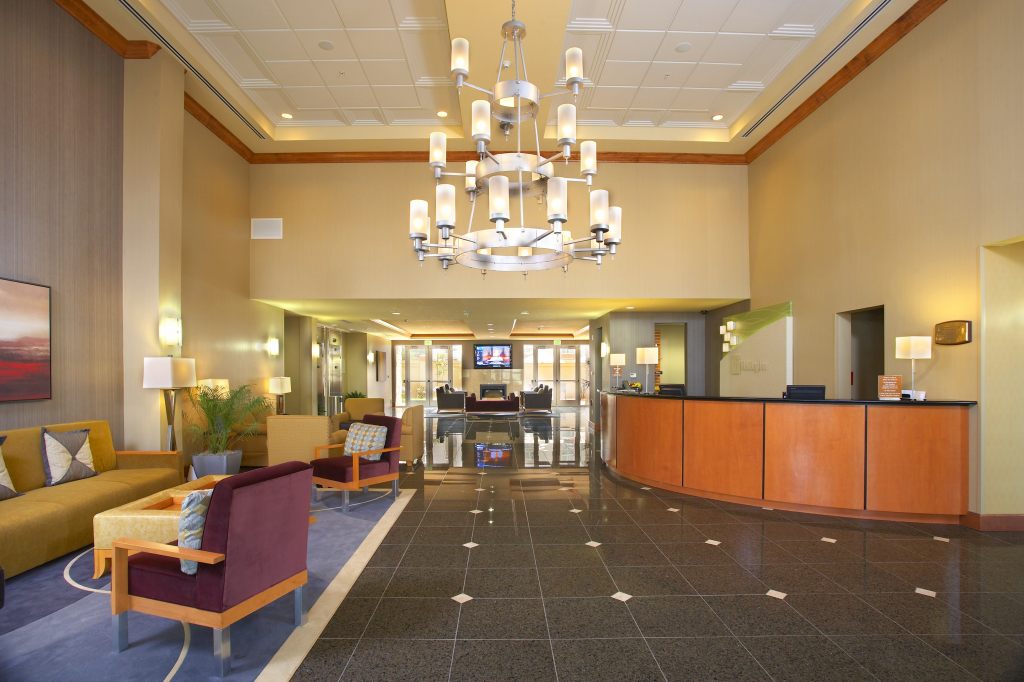 Holiday Inn & Suites Oakland - Airport , CA 94621 near Oakland International Airport View Point 12