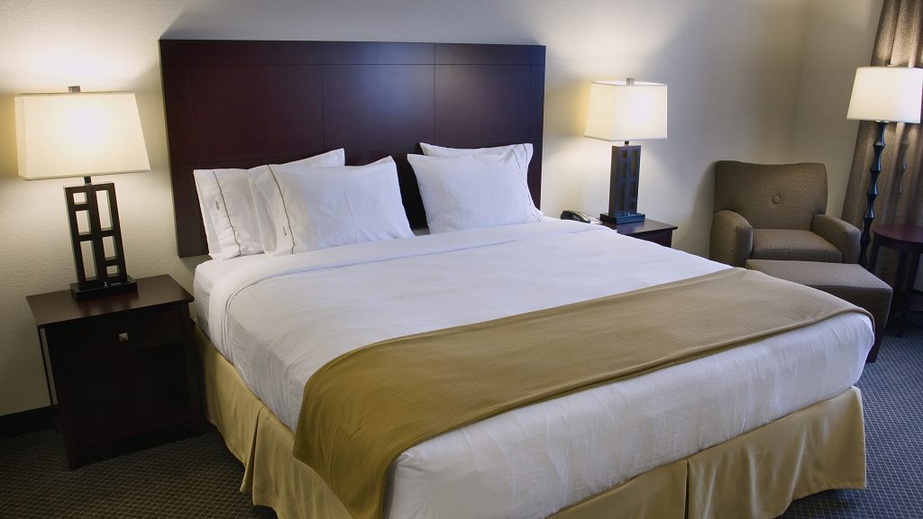 Holiday Inn Express Hotel & Suites Chicago Airport West-O'Hare, an IHG Hotel , IL 60162 near Ohare International Airport View Point 22