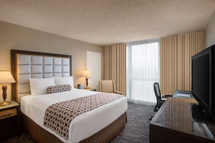 Crowne Plaza San Francisco Airport, an IHG Hotel , CA 94010 near San Francisco International Airport View Point 29