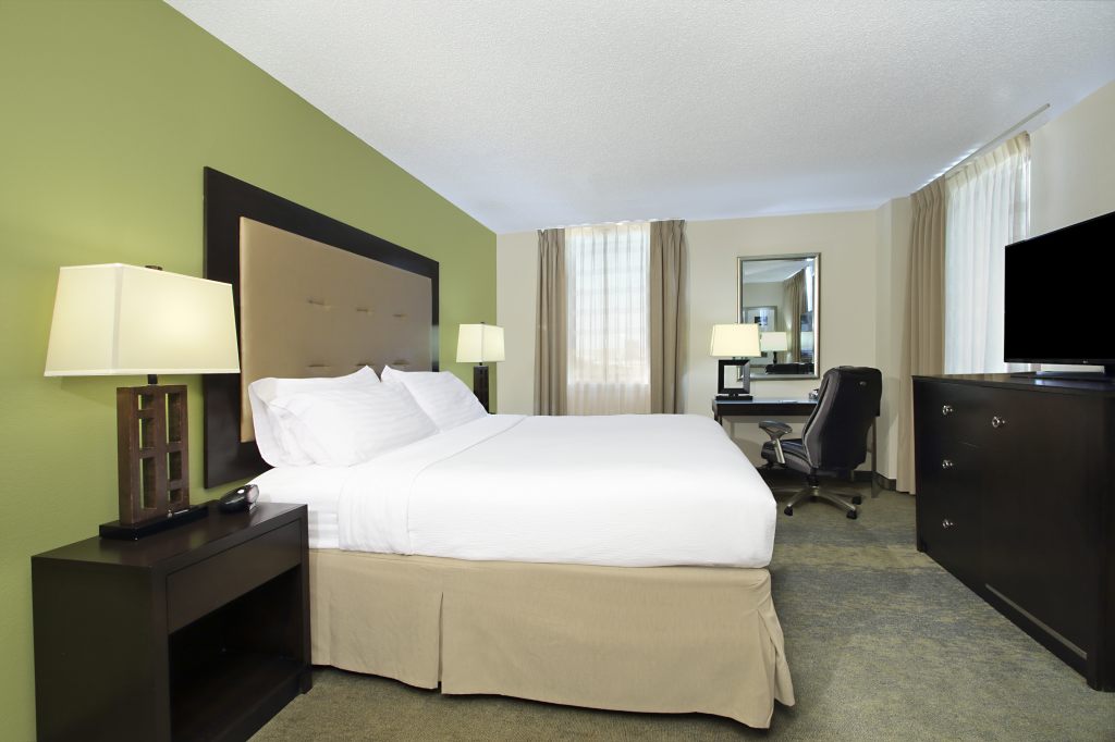 Holiday Inn Metairie New Orleans Airport , LA 70001 near Louis Armstrong New Orleans International Airport  View Point 41