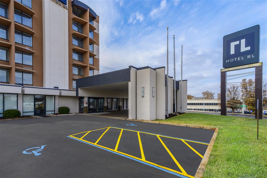 Hotel RL St. Louis Airport , MO 63134 near Lambert-saint Louis International Airport View Point 3