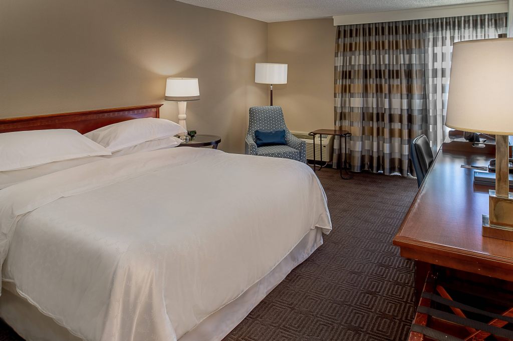 Sheraton Westport Chalet Hotel St. Louis , MO 63146 near Lambert-saint Louis International Airport View Point 39