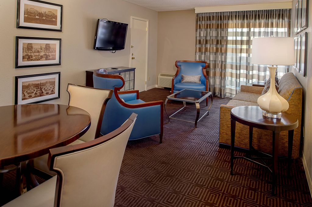 Sheraton Westport Chalet Hotel St. Louis , MO 63146 near Lambert-saint Louis International Airport View Point 43