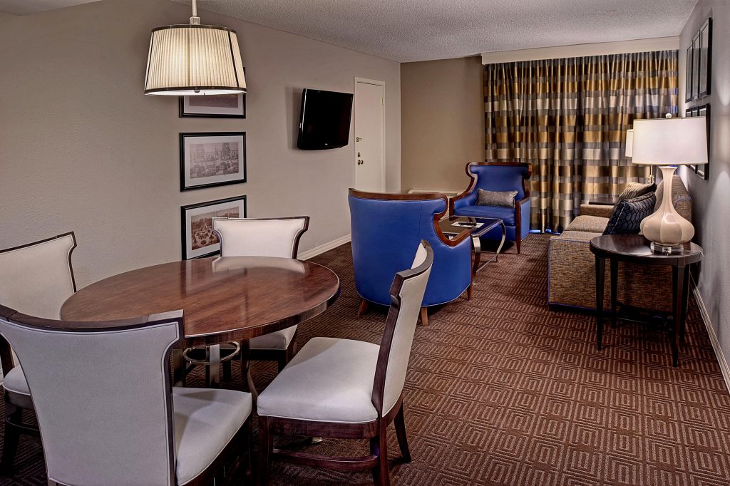 Sheraton Westport Chalet Hotel St. Louis , MO 63146 near Lambert-saint Louis International Airport View Point 45