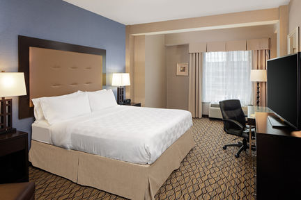 Holiday Inn Detroit Metro Airport , MI 48174 near Detroit Metropolitan Wayne County Airport View Point 26