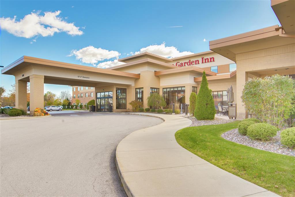 Hilton Garden Inn Milwaukee Airport , WI 53207 near General Mitchell International Airport View Point 3