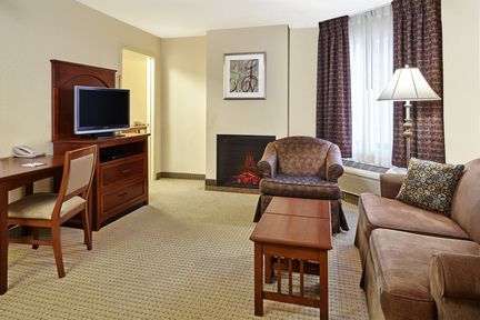 Staybridge Suites Milwaukee Airport South, an IHG Hotel , WI 53132 near General Mitchell International Airport View Point 31