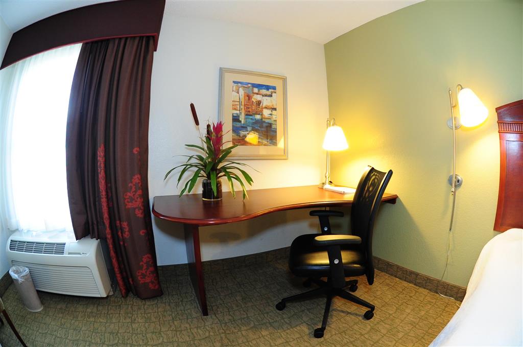 Hampton Inn & Suites Nashville-Airport , TN 37214 near Nashville International Airport View Point 18