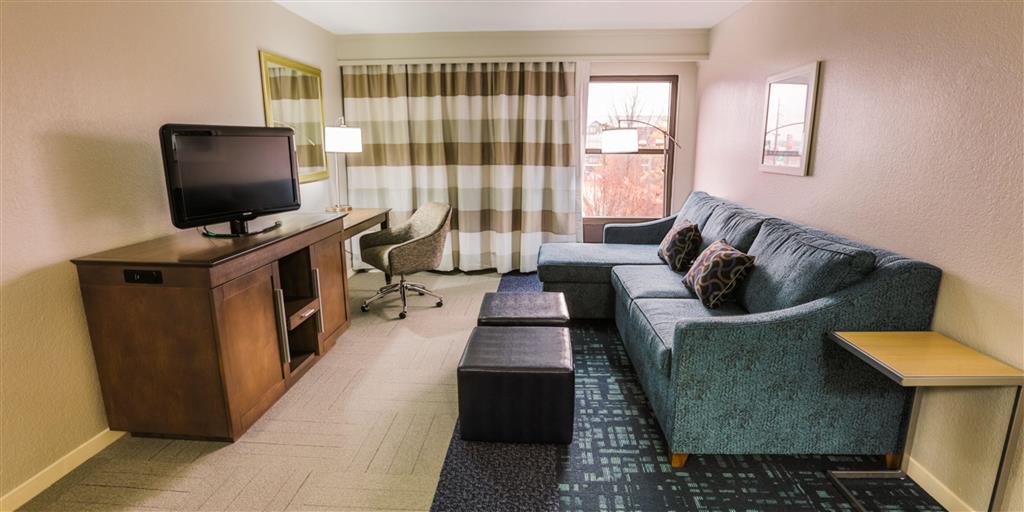 Hampton Inn & Suites Nashville-Airport , TN 37214 near Nashville International Airport View Point 24