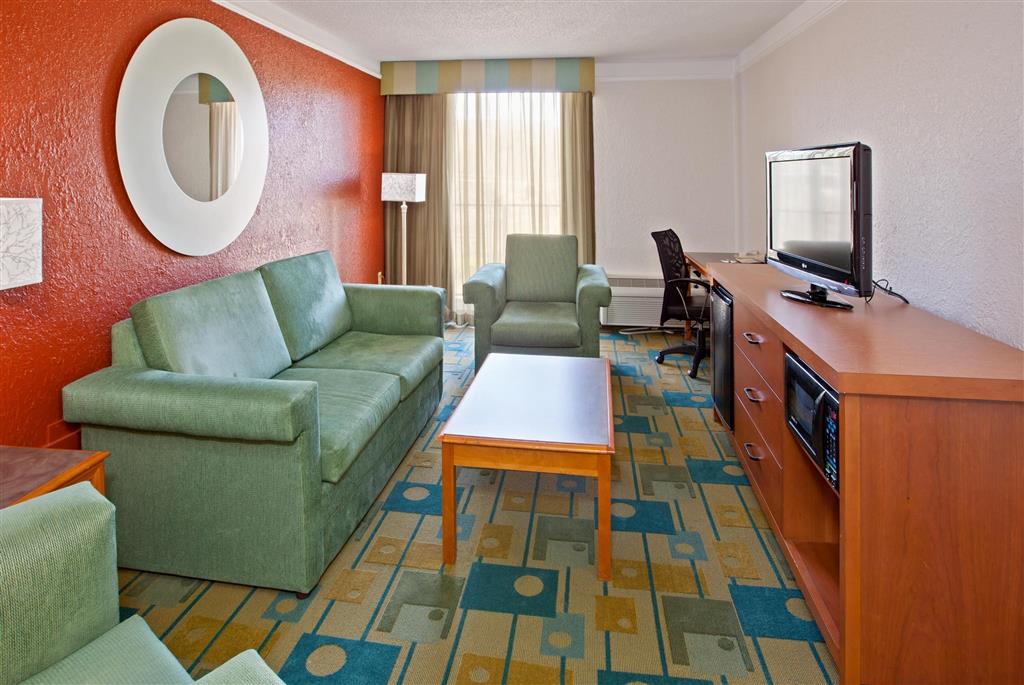 La Quinta Inn & Suites by Wyndham Nashville Airport/Opryland , TN 37214 near Nashville International Airport View Point 49