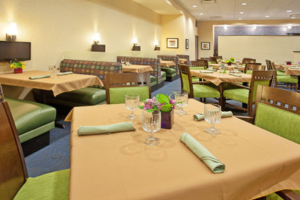 Holiday Inn Phoenix Airport, an IHG Hotel , AZ 85040 near Sky Harbor International Airport View Point 10