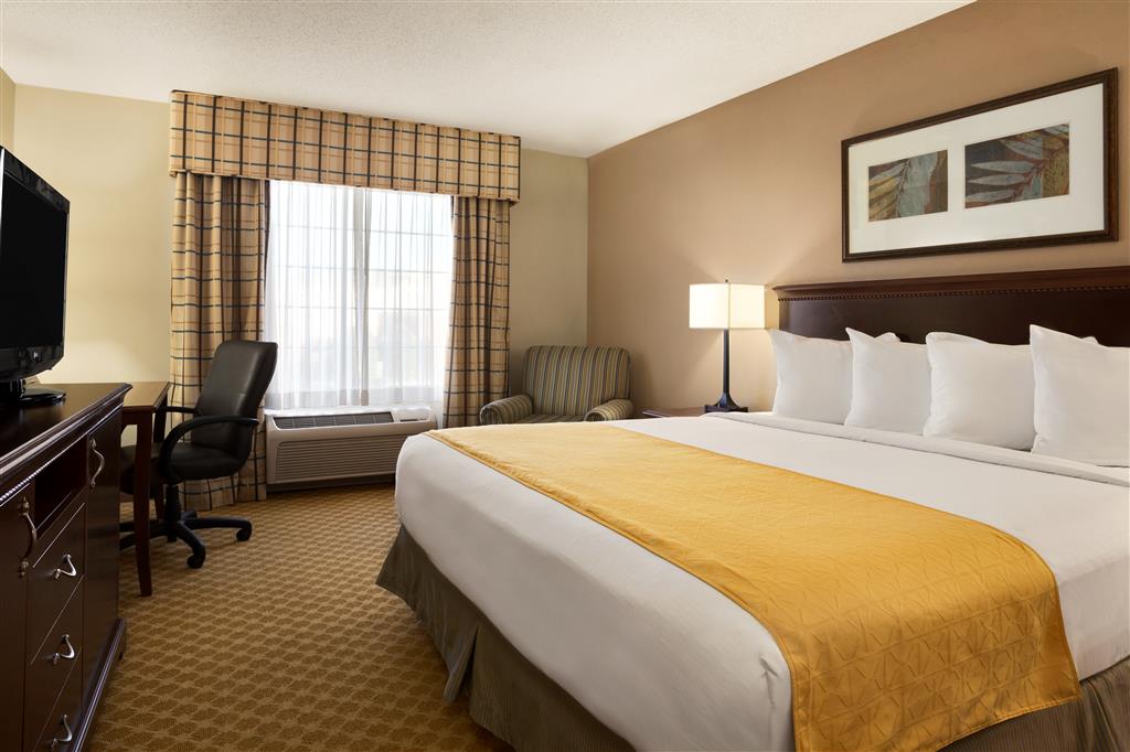 Country Inn & Suites by Radisson, Toledo, OH , OH 43537 near Toledo Express Airport View Point 11