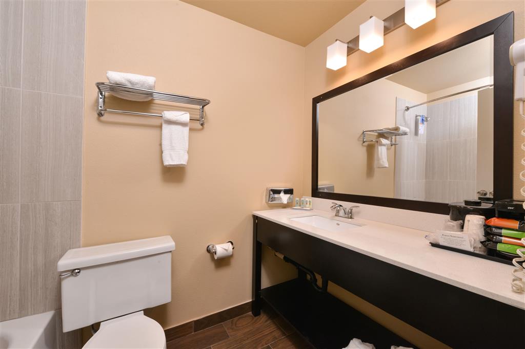 Quality Inn Hotel, Kent , WA 98032 near Seattle-tacoma International Airport View Point 26