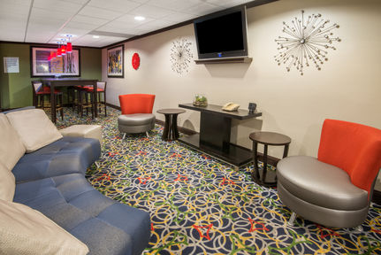 Holiday Inn Express Cleveland Airport - Brook Park , OH 44142 near Cleveland Hopkins International Airport View Point 9