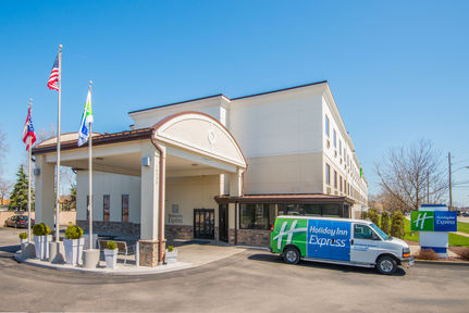 Holiday Inn Express Cleveland Airport - Brook Park , OH 44142 near Cleveland Hopkins International Airport View Point 10