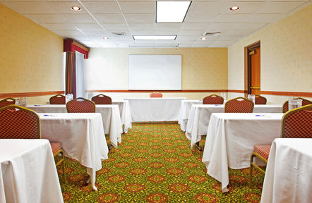 Candlewood Suites Grand Rapids Airport, an IHG Hotel , MI 49546 near Gerald R. Ford International Airport View Point 16