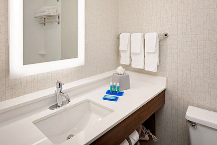 Holiday Inn Express Harrisburg East, an IHG Hotel , PA 17109 near Harrisburg International Airport View Point 6