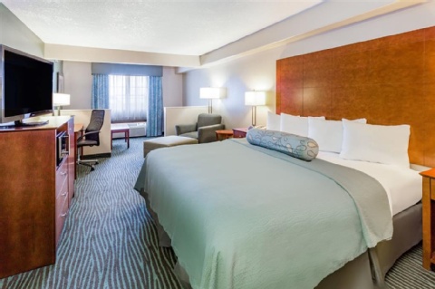 AmericInn by Wyndham Des Moines Airport , IA 50315 near Des Moines International Airport View Point 11