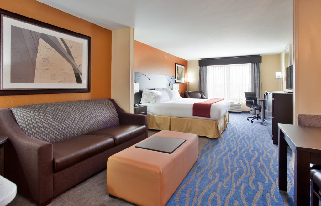 Holiday Inn Express & Suites St Louis Airport , MO 63134 near Lambert-saint Louis International Airport View Point 20