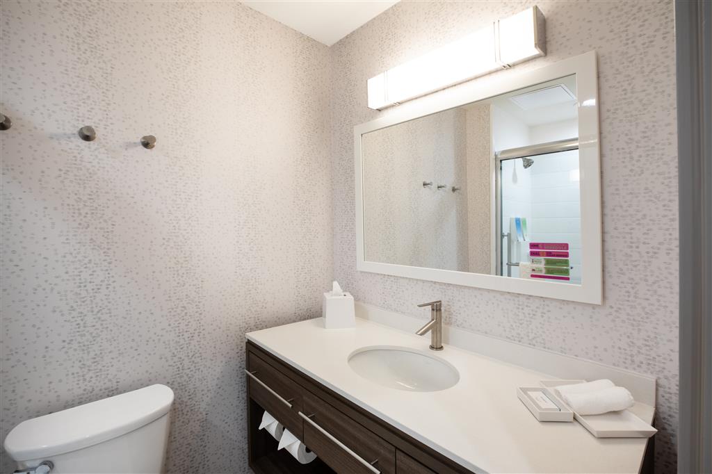 Home2 Suites by Hilton Houston IAH Airport Beltway 8 , TX 77060 near George Bush Intercontinental Airport View Point 17