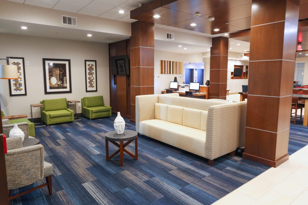 Holiday Inn Express & Suites Houston IAH - Beltway 8 , TX 77032 near George Bush Intercontinental Airport View Point 16