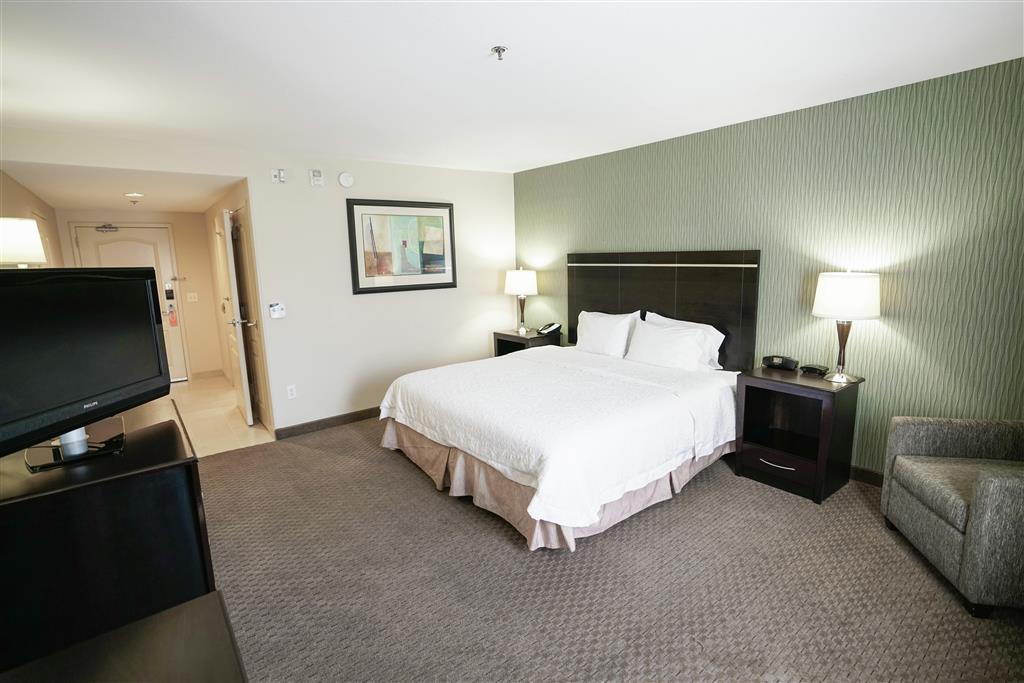 Hampton Inn & Suites Las Vegas Airport , NV 89119 near Mccarran International Airport View Point 25