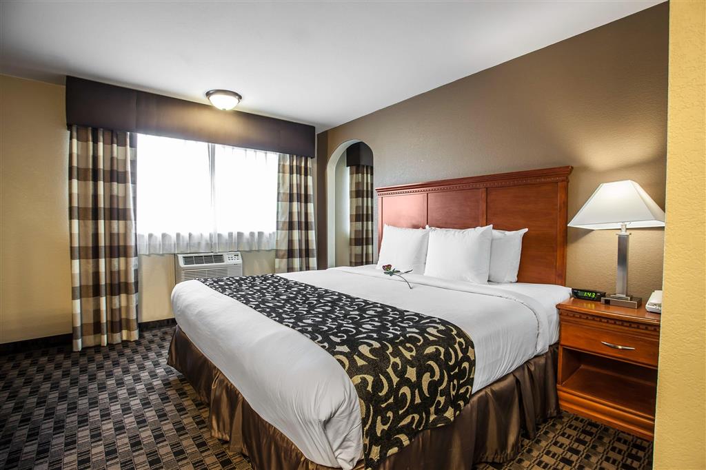 Clarion Inn Renton-Seattle , WA 98055 near Seattle-tacoma International Airport View Point 25