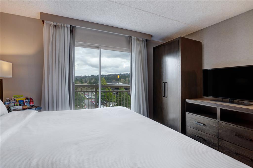 Embassy Suites by Hilton Seattle Bellevue , WA 98008 near Seattle Cruise Port View Point 30