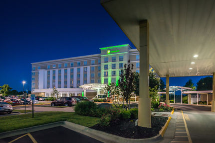 Holiday Inn Kansas City Airport , MO 64153 near Kansas City International Airport View Point 10