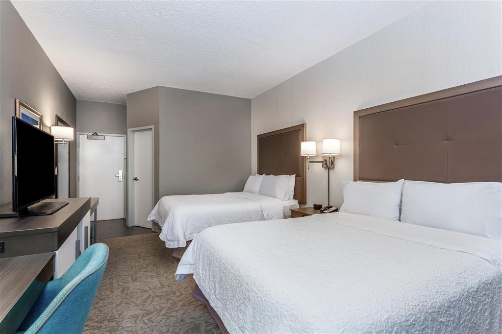 Hampton Inn Milwaukee-Airport , WI 53221 near General Mitchell International Airport View Point 16