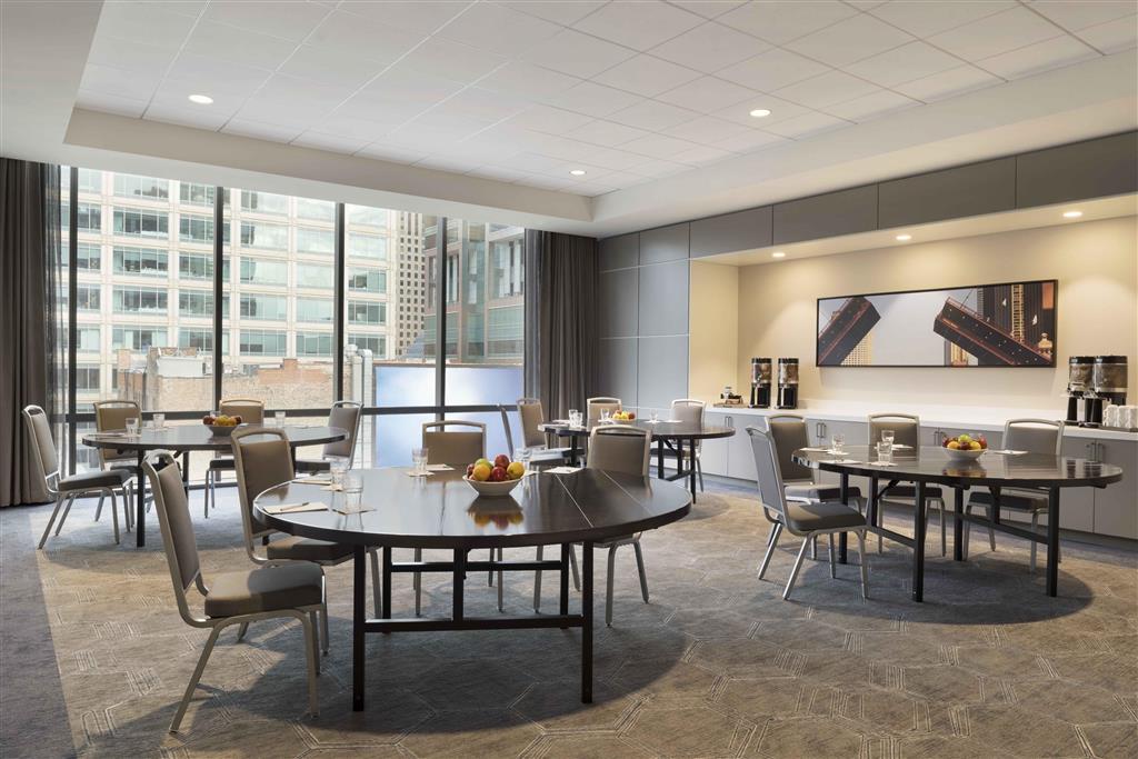 HOMEWOOD SUITES CHICAGO WEST LOOP , IL 60661 near Ohare International Airport View Point 5