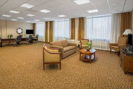 Crowne Plaza Cleveland Airport, an IHG Hotel , OH 44130 near Cleveland Hopkins International Airport View Point 11