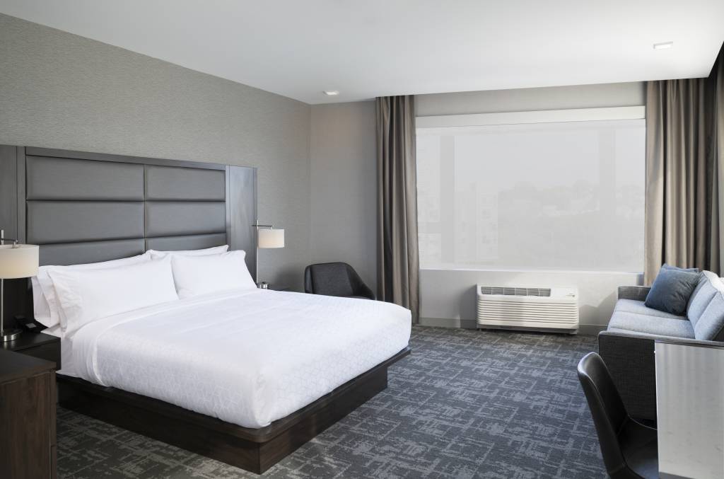 Staybridge Suites Boston Logan Airport - Revere , MA 02151 near Boston Logan International Airport View Point 41