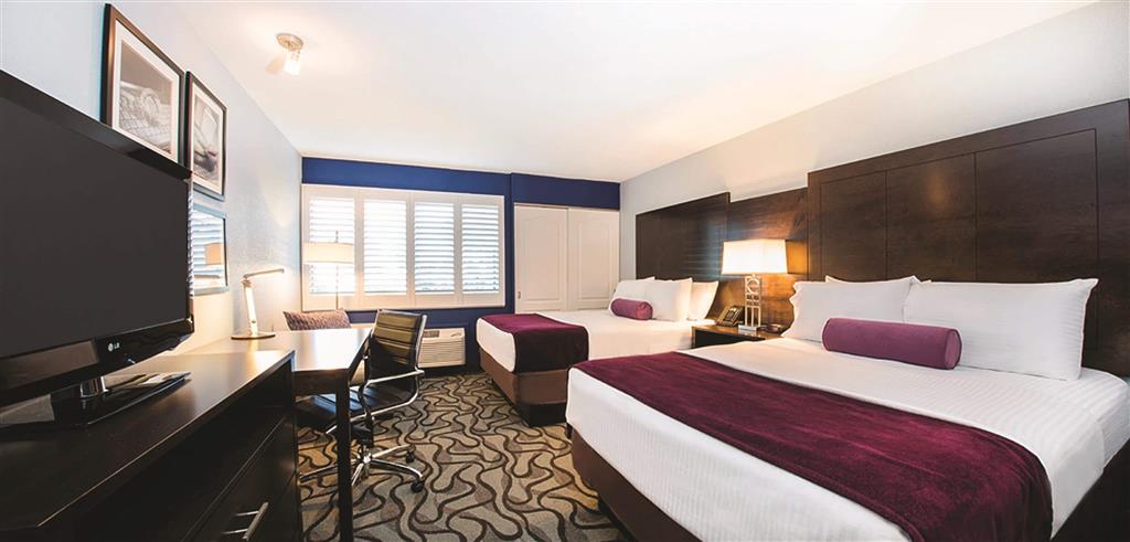 La Quinta by Wyndham San Jose Airport , CA 95131 near Norman Y. Mineta San Jose Intl Airport View Point 20