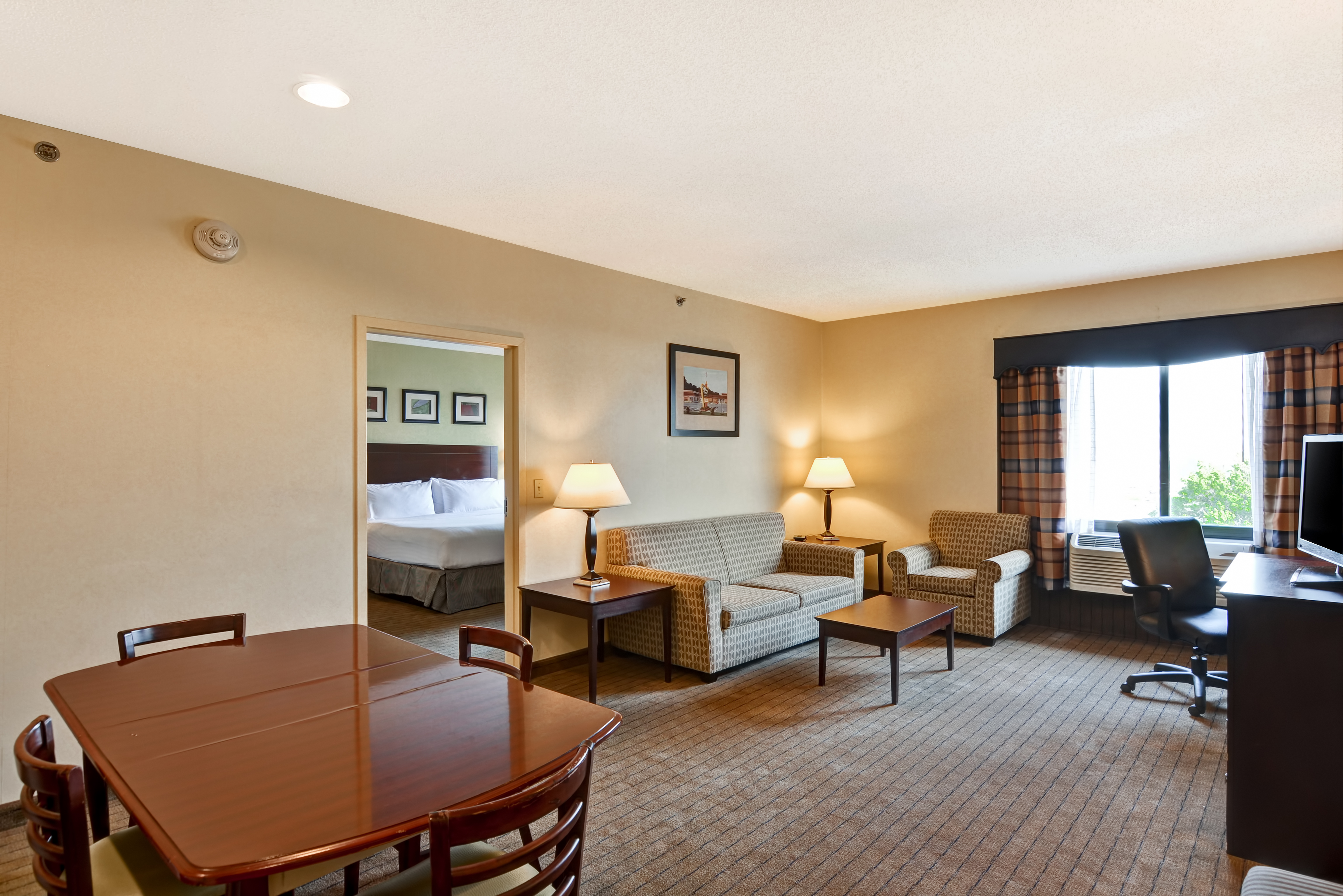 Holiday Inn Express Boston, an IHG Hotel , MA 02125 near Boston Logan International Airport View Point 27