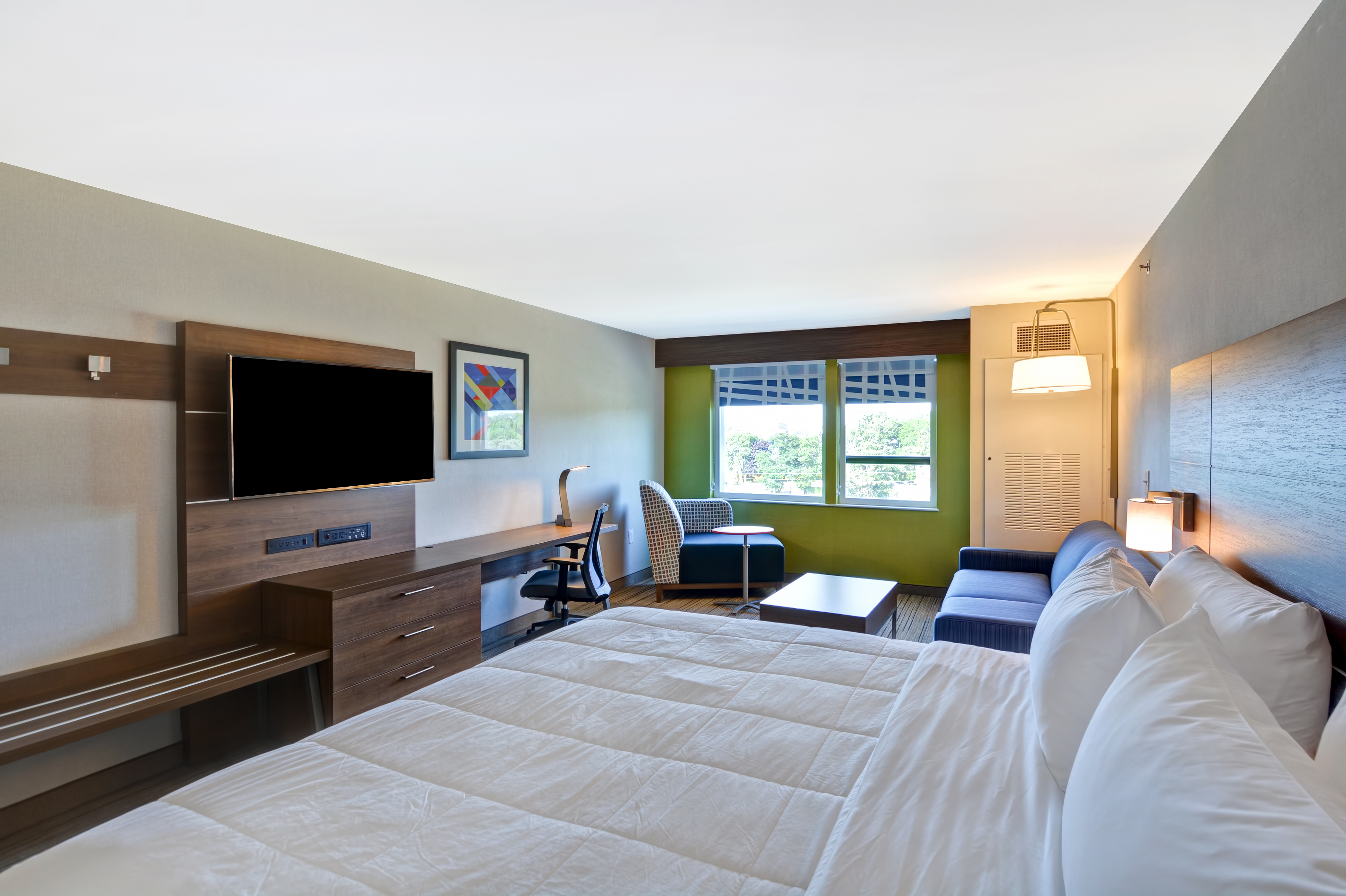 Holiday Inn Express Boston, an IHG Hotel , MA 02125 near Boston Logan International Airport View Point 33