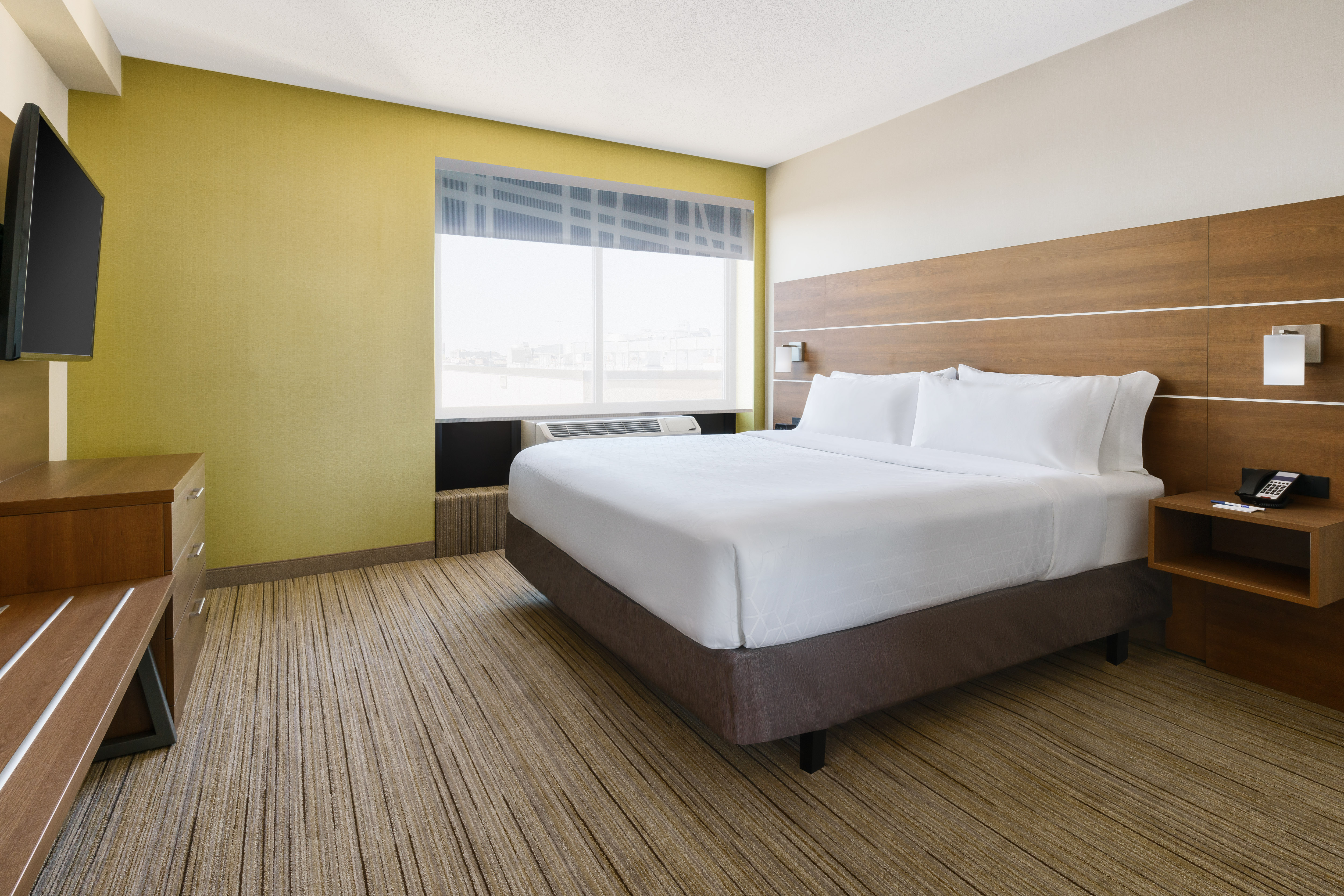 Holiday Inn Express Boston, an IHG Hotel , MA 02125 near Boston Logan International Airport View Point 37