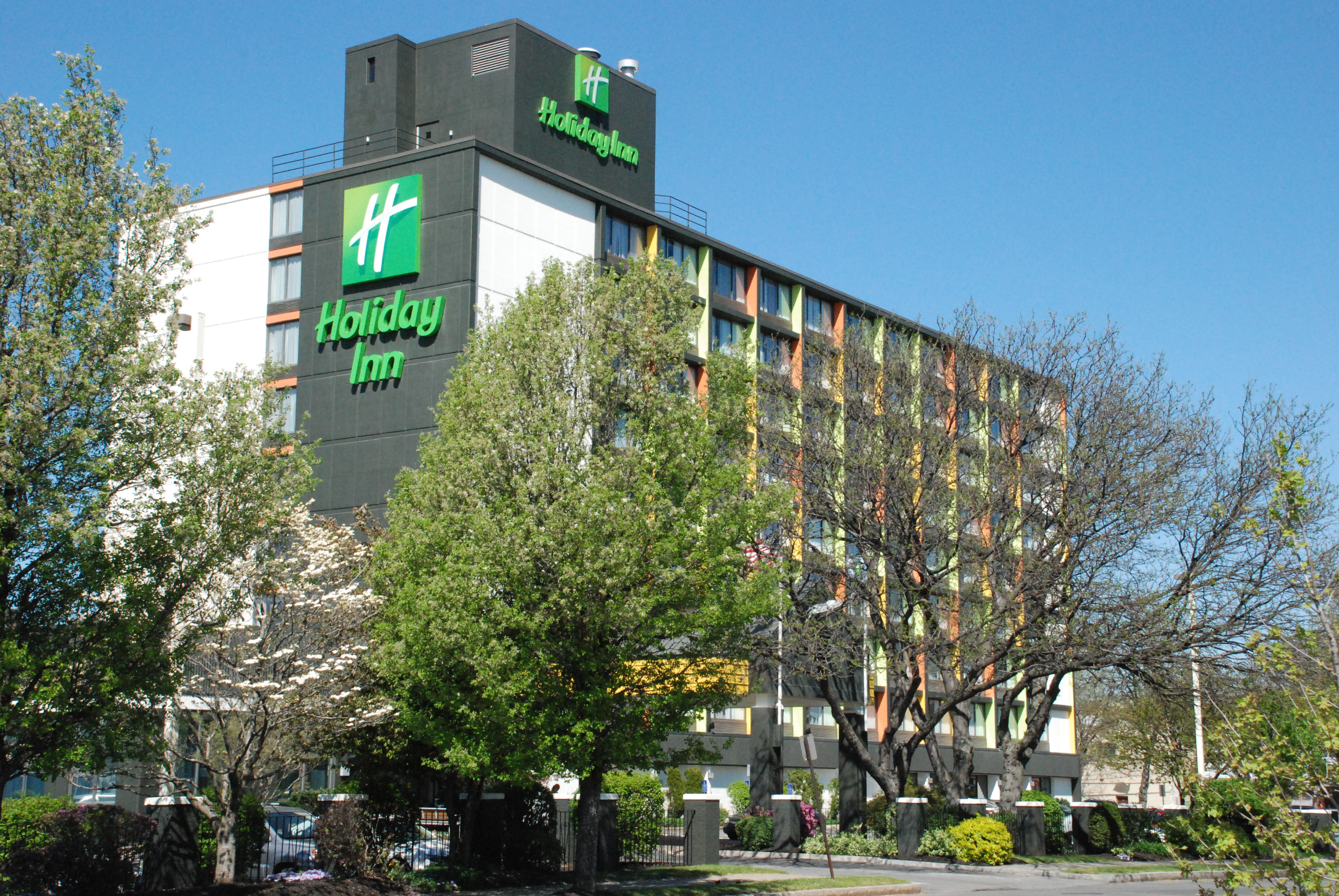 Holiday Inn Boston Bunker Hill, an IHG Hotel , MA 02143 near Boston Logan International Airport View Point 4