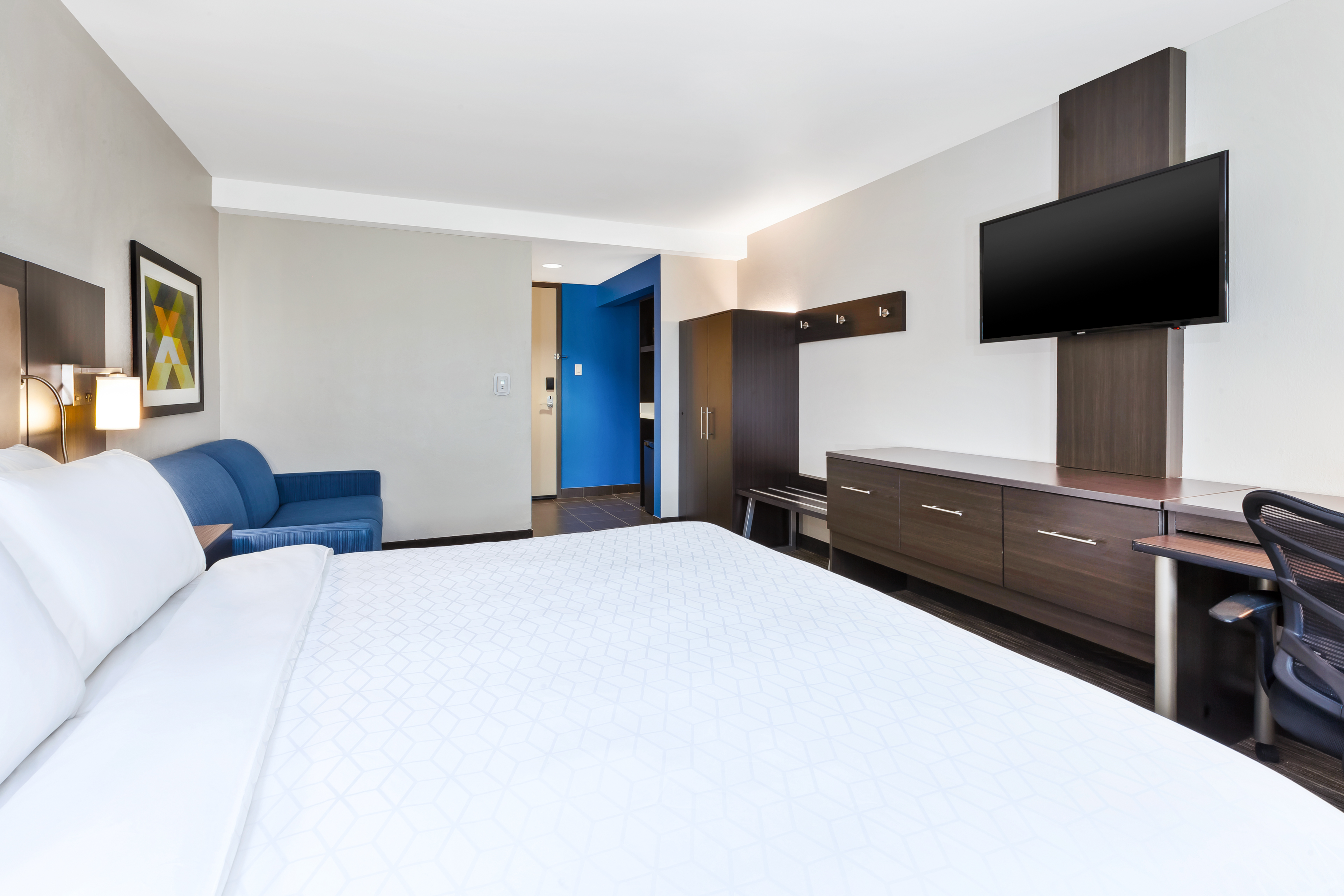 Holiday Inn Express Winnipeg Airport - Polo Park, an IHG Hotel , MB R3H 0B3 near Winnipeg James Armstrong Richardson International Airport View Point 19