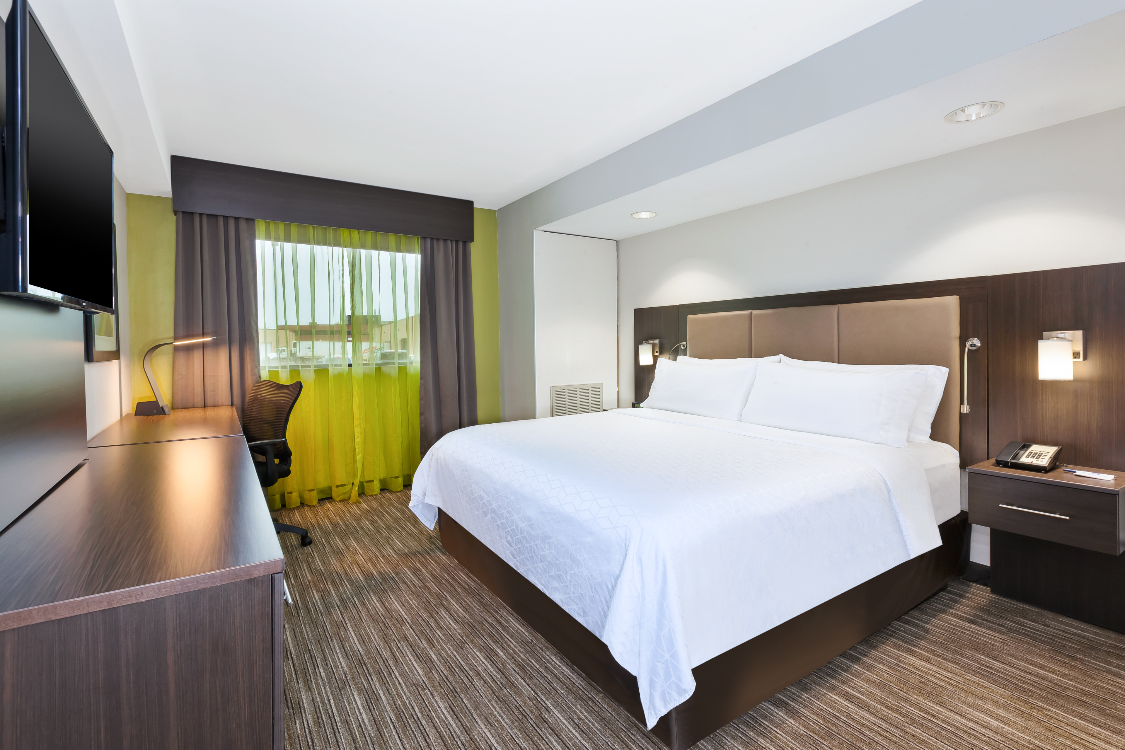 Holiday Inn Express Winnipeg Airport - Polo Park, an IHG Hotel , MB R3H 0B3 near Winnipeg James Armstrong Richardson International Airport View Point 20