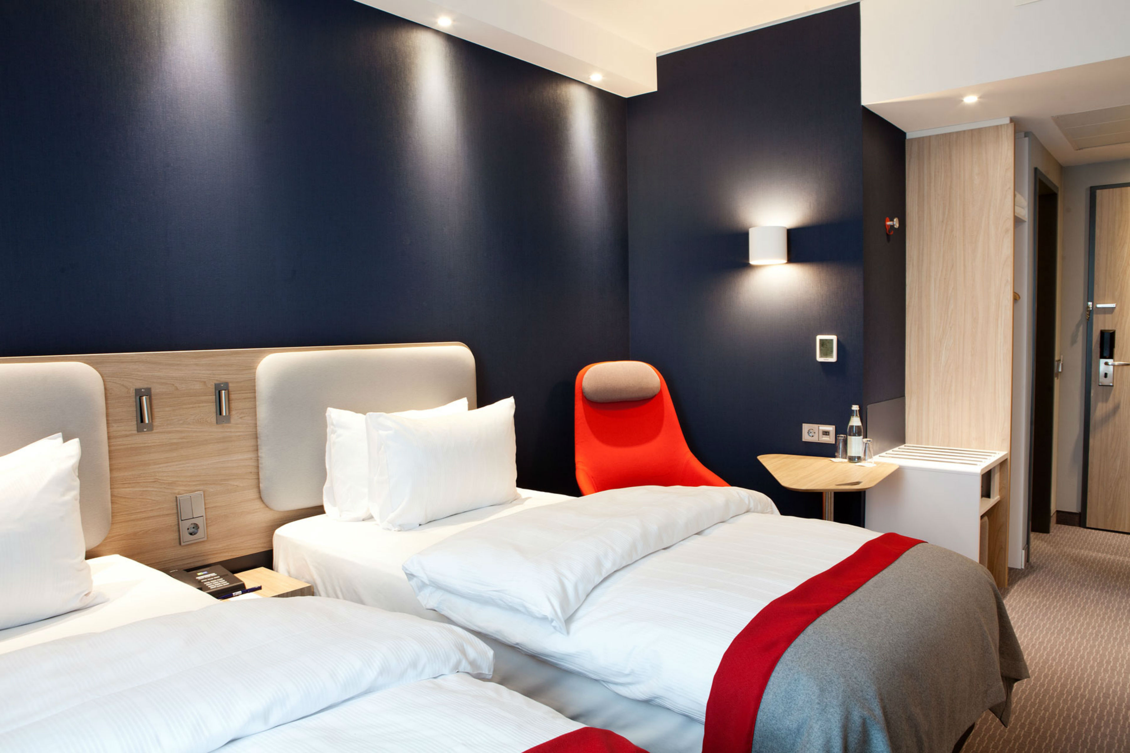 Holiday Inn Express Frankfurt Airport - Raunheim, an IHG Hotel ,  65479 near Frankfurt Airport View Point 20