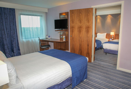 Holiday Inn Express London Heathrow T5, an IHG Hotel ,  SL3 8QB near Heathrow Airport View Point 38