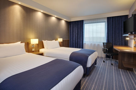 Holiday Inn Express London Heathrow T5, an IHG Hotel ,  SL3 8QB near Heathrow Airport View Point 48