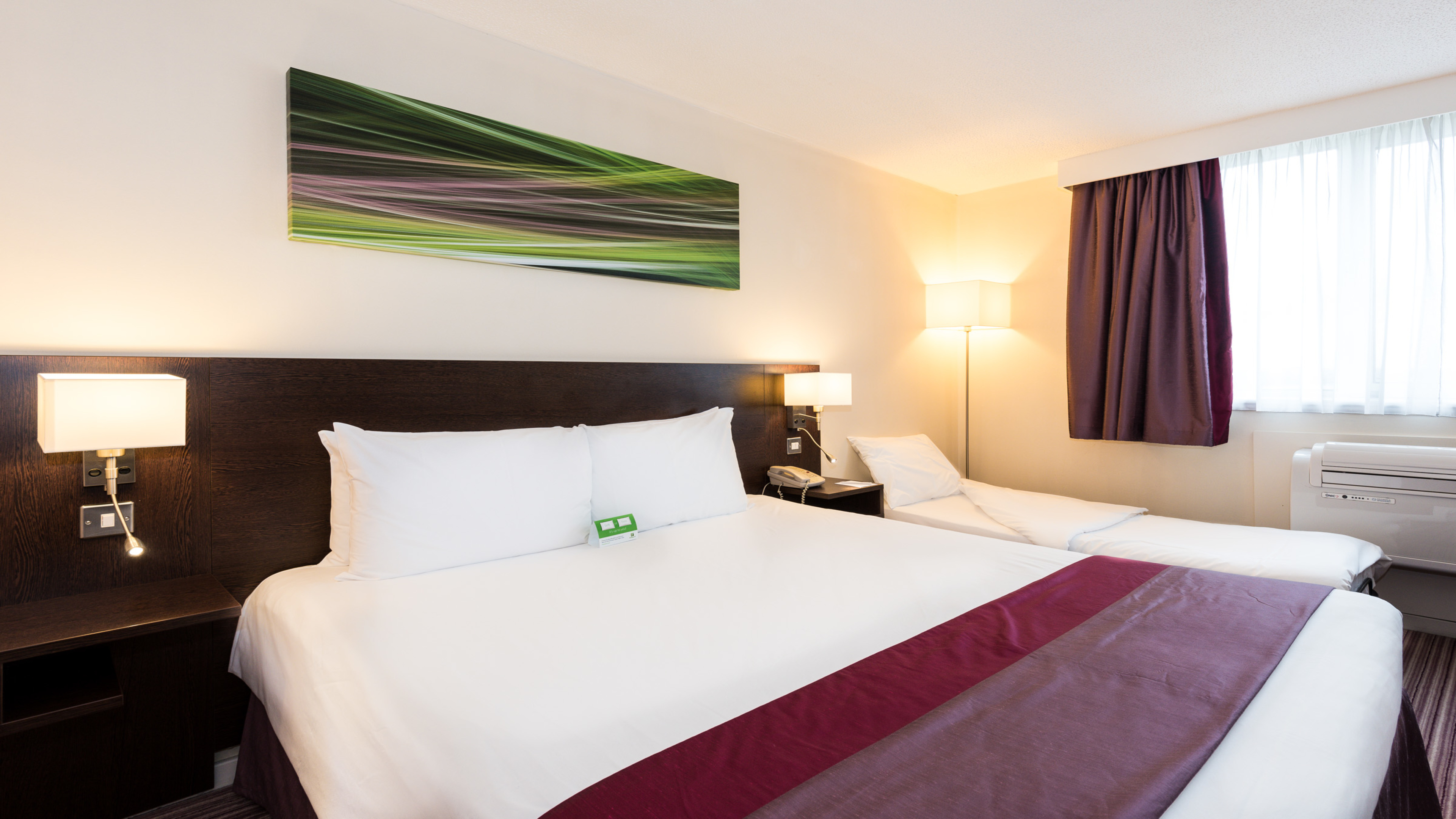 Holiday Inn Slough Windsor, an IHG Hotel ,  SL1 2NH near Heathrow Airport View Point 3