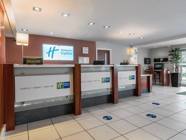 Holiday Inn Express London Gatwick Crawley, an IHG Hotel ,  RH10 1UA near Gatwick Airport View Point 2