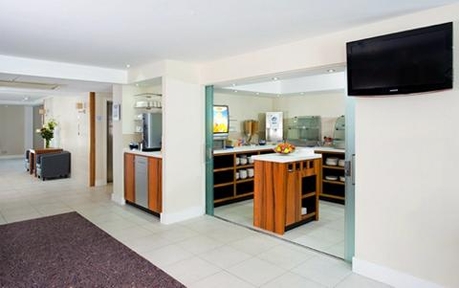 Holiday Inn Express London Gatwick Crawley, an IHG Hotel ,  RH10 1UA near Gatwick Airport View Point 26