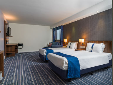 Holiday Inn Express London Gatwick Crawley, an IHG Hotel ,  RH10 1UA near Gatwick Airport View Point 33