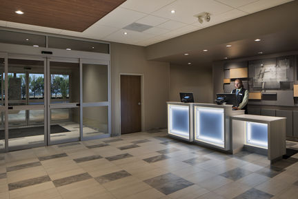 Holiday Inn Express & Suites - Portland Airport - Cascade Stn, an IHG Hotel , OR 97220 near Portland International Airport View Point 9