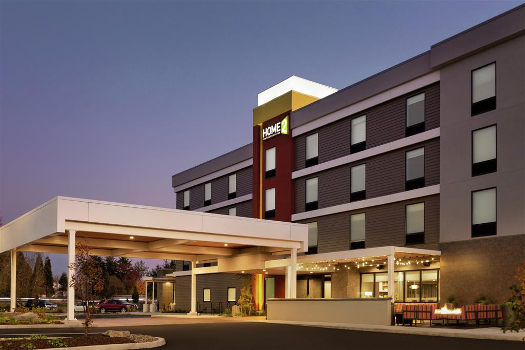 Home2 Suites By Hilton Portland Airport , OR 97220 near Portland International Airport View Point 2