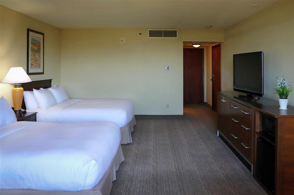 DoubleTree by Hilton San Jose , CA 95110 near Norman Y. Mineta San Jose Intl Airport View Point 13